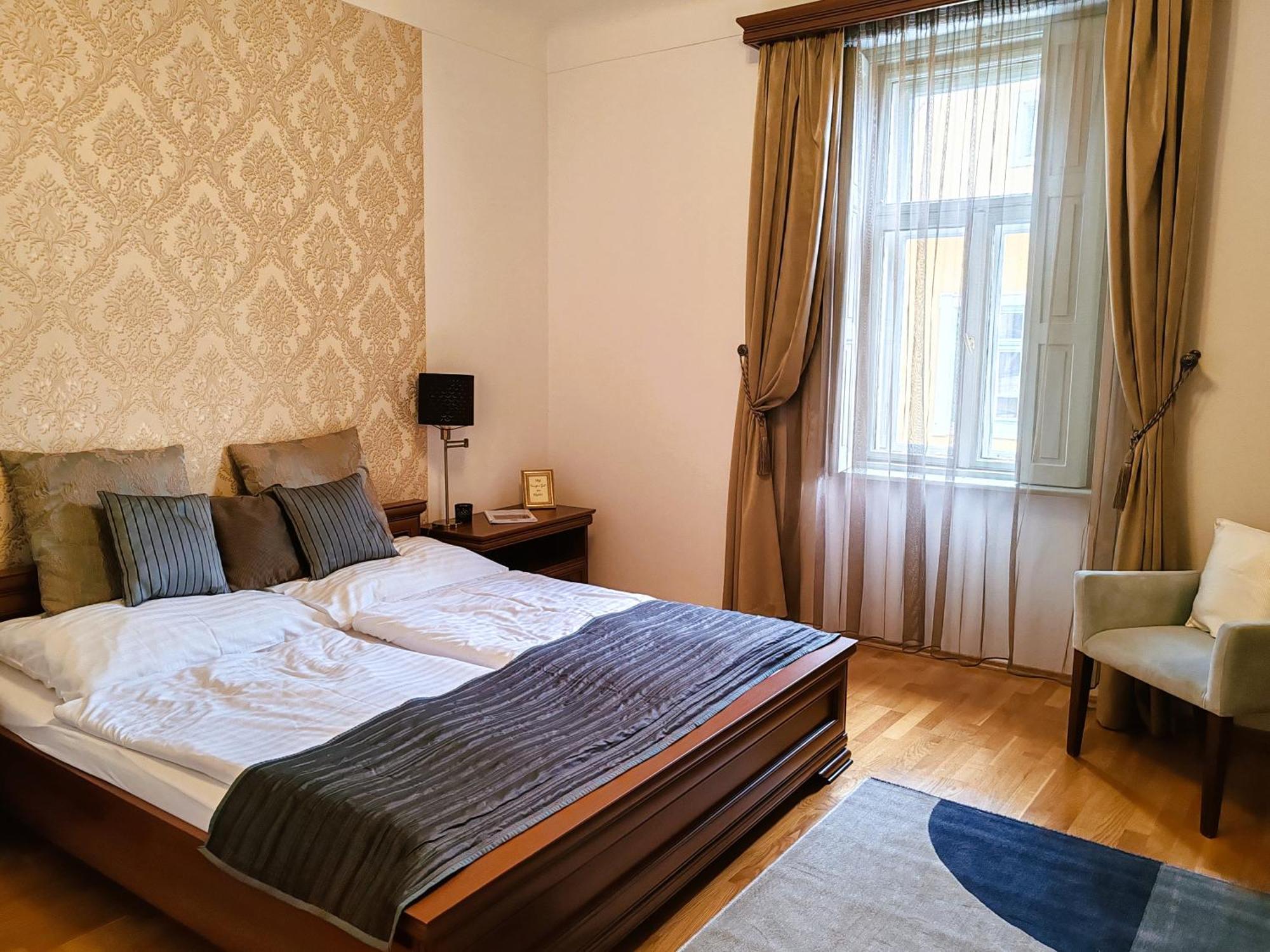 Varosi Vendeghaz Szentendre Zewnętrze zdjęcie